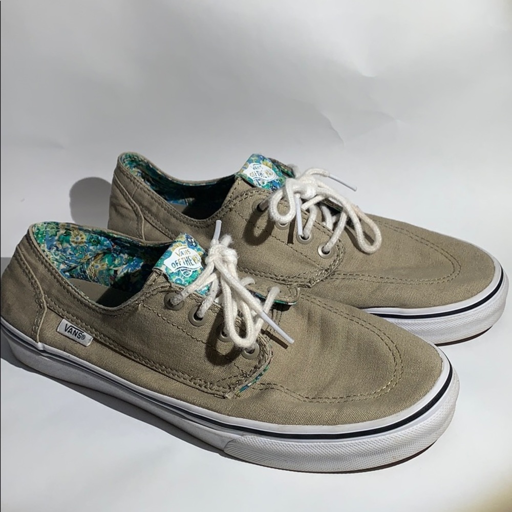 Vans skate shoe sneakers green